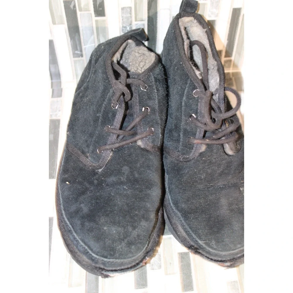 UGG 3236 Neumel Men's Suede Wool Chukka Boots - Black - Size 9